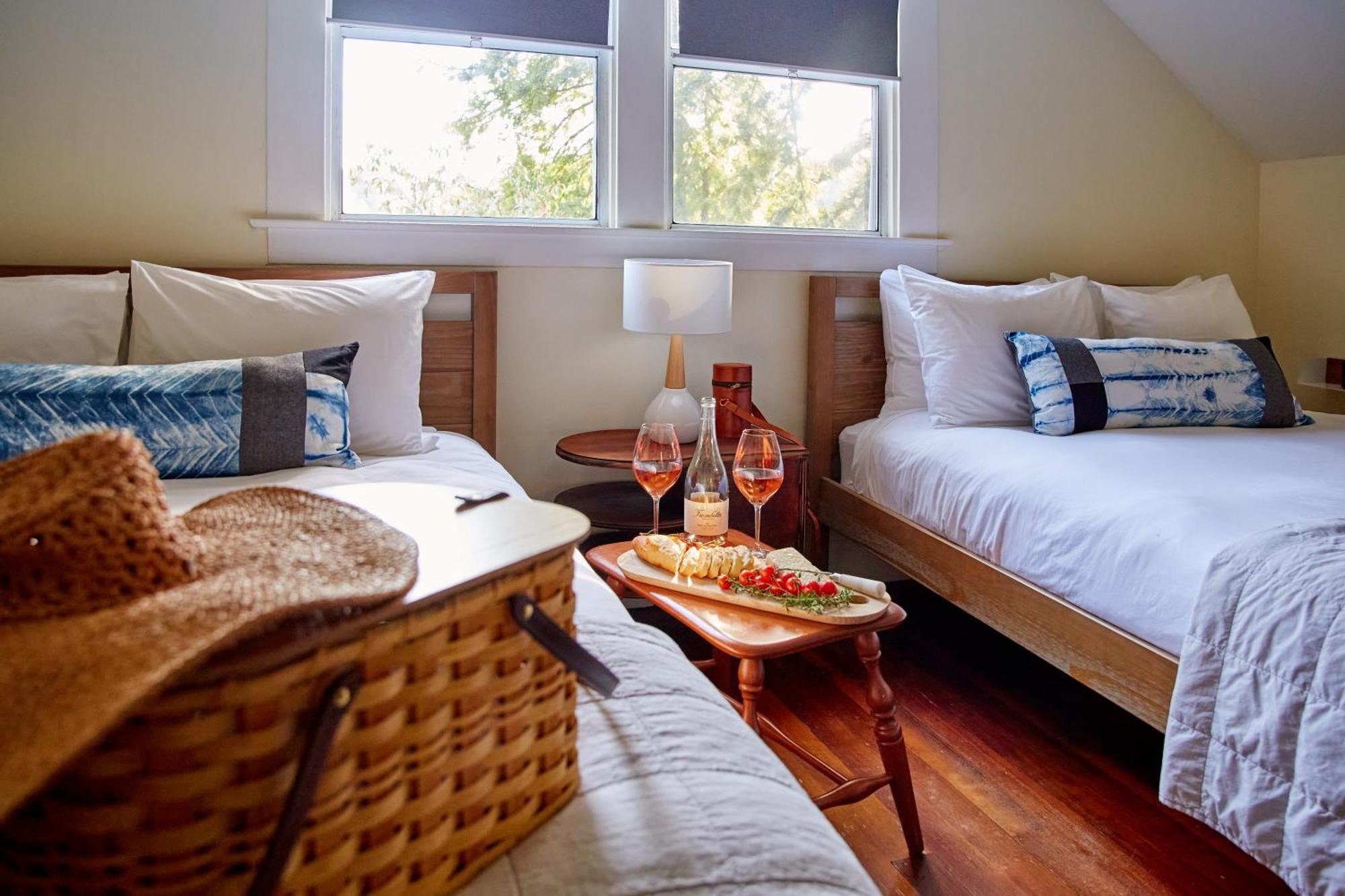 Mine And Farm, The Inn At Guerneville, Ca Стая снимка